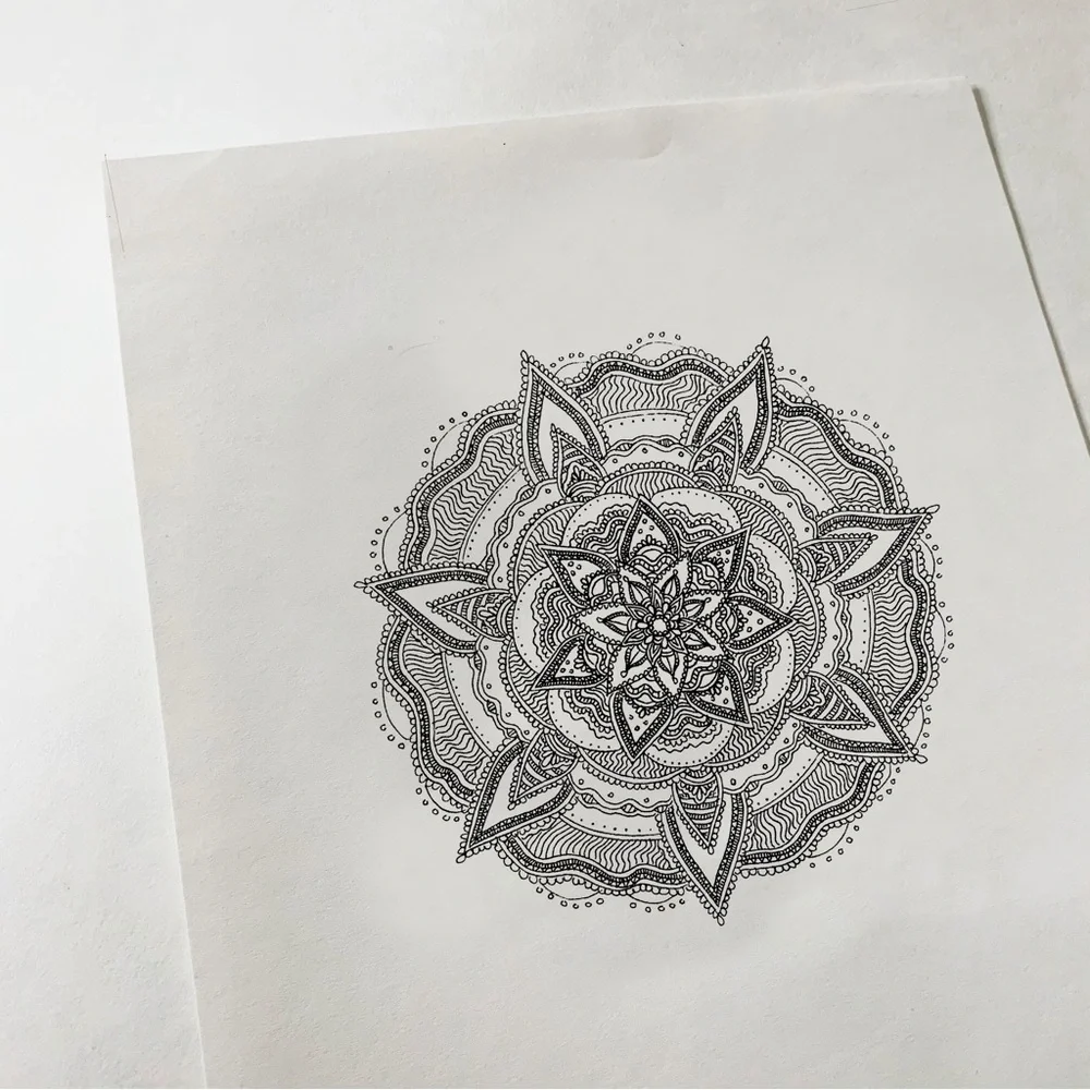 Simple line art mandala original drawing - Picture 2 of 2